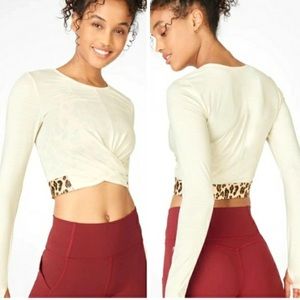 Long sleeve crop top